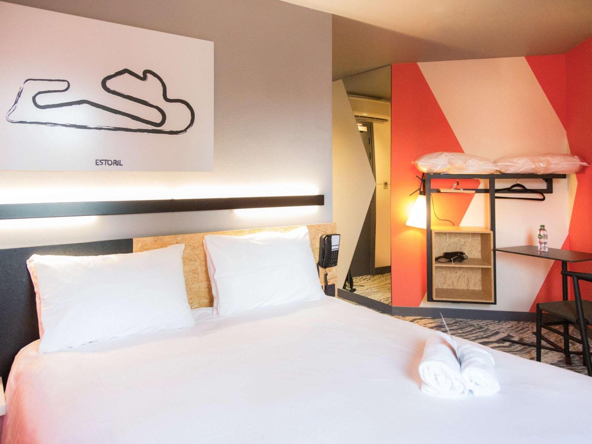 Ibis Styles Bale-Mulhouse Aeroport Hotell Blotzheim Exteriör bild